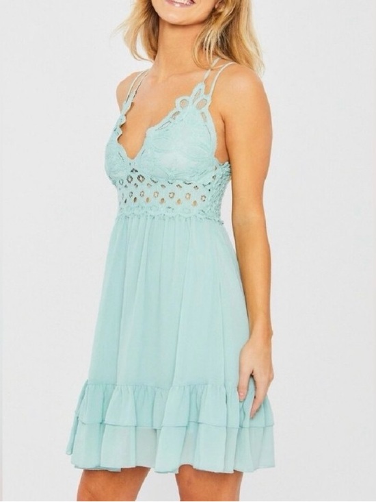 Chelsea & Violet Dresses & Skirts - Chelsea & Violet Green Mini Dress with Lace Detail